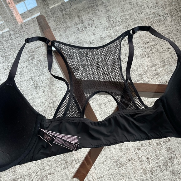 Victoria's Secret Sz US32 DD T-Shirt Lightly Lined Demi Bra Adjustable straps - Picture 3 of 9